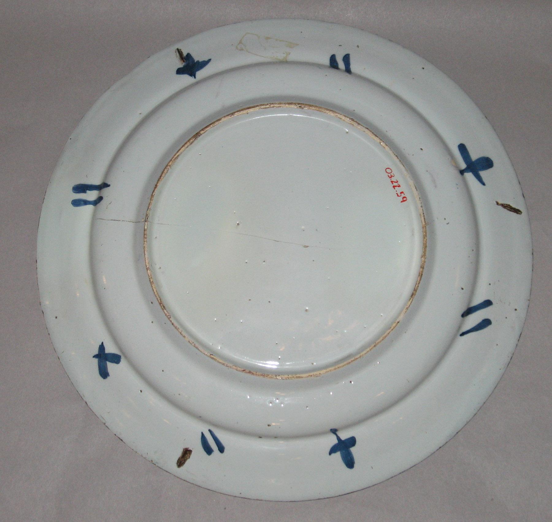 2003.0022.059 Delft dish (back)