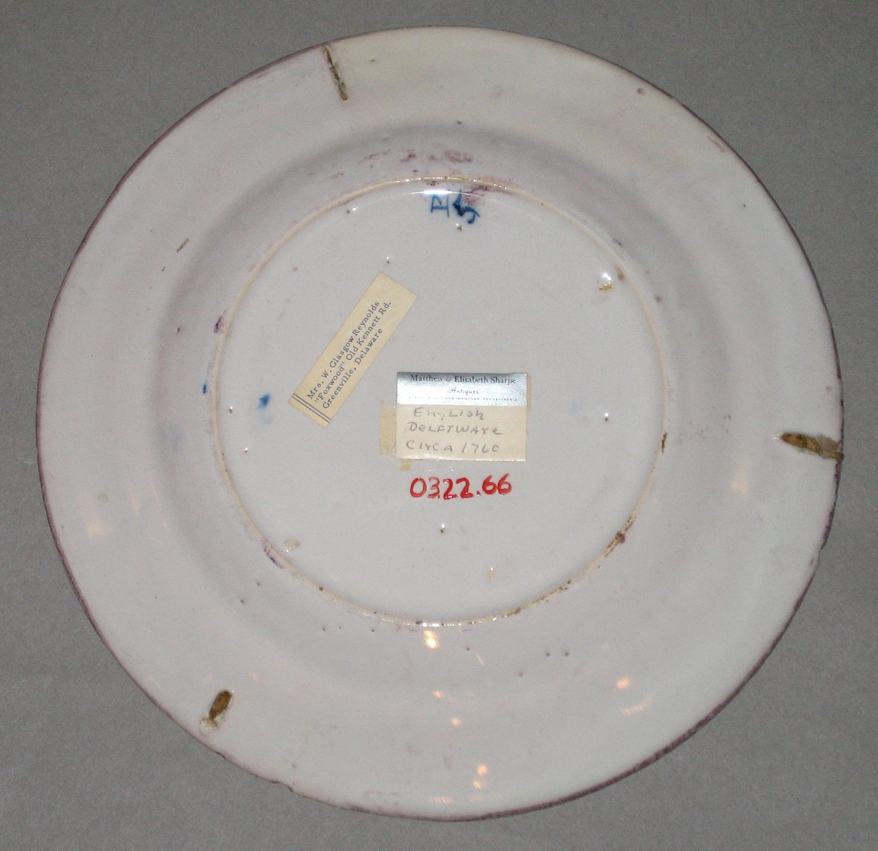 2003.0022.066 Delft dish (back)
