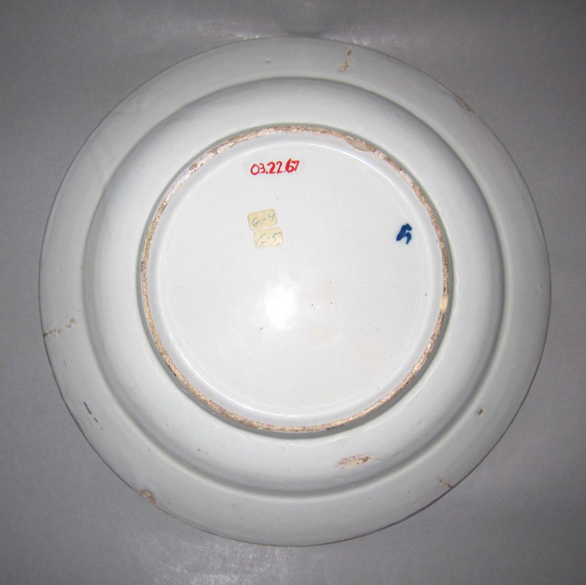 2003.0022.067 Delft dish underside