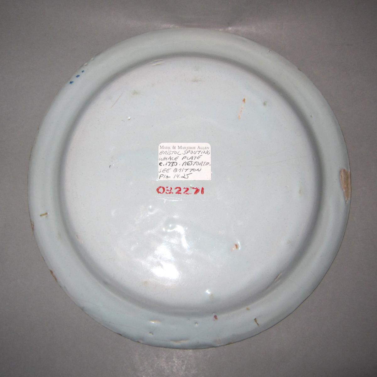2003.0022.071 Delt plate or dinner plate underside