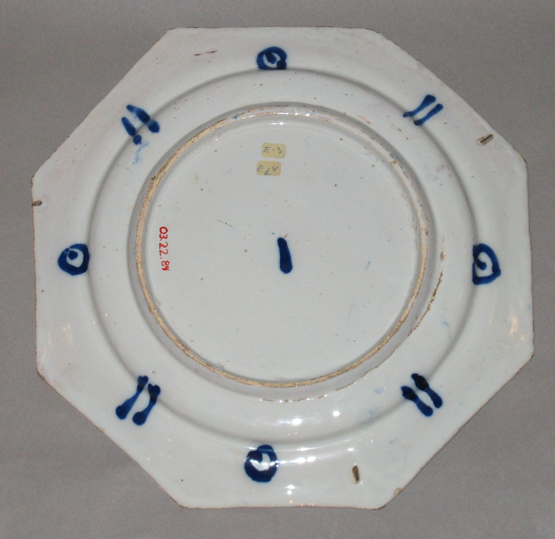 2003.0022.084 Delft dish (back-mark)
