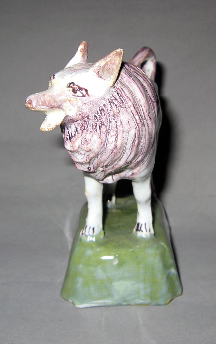 2003.0022.097 Delft wolf figure front