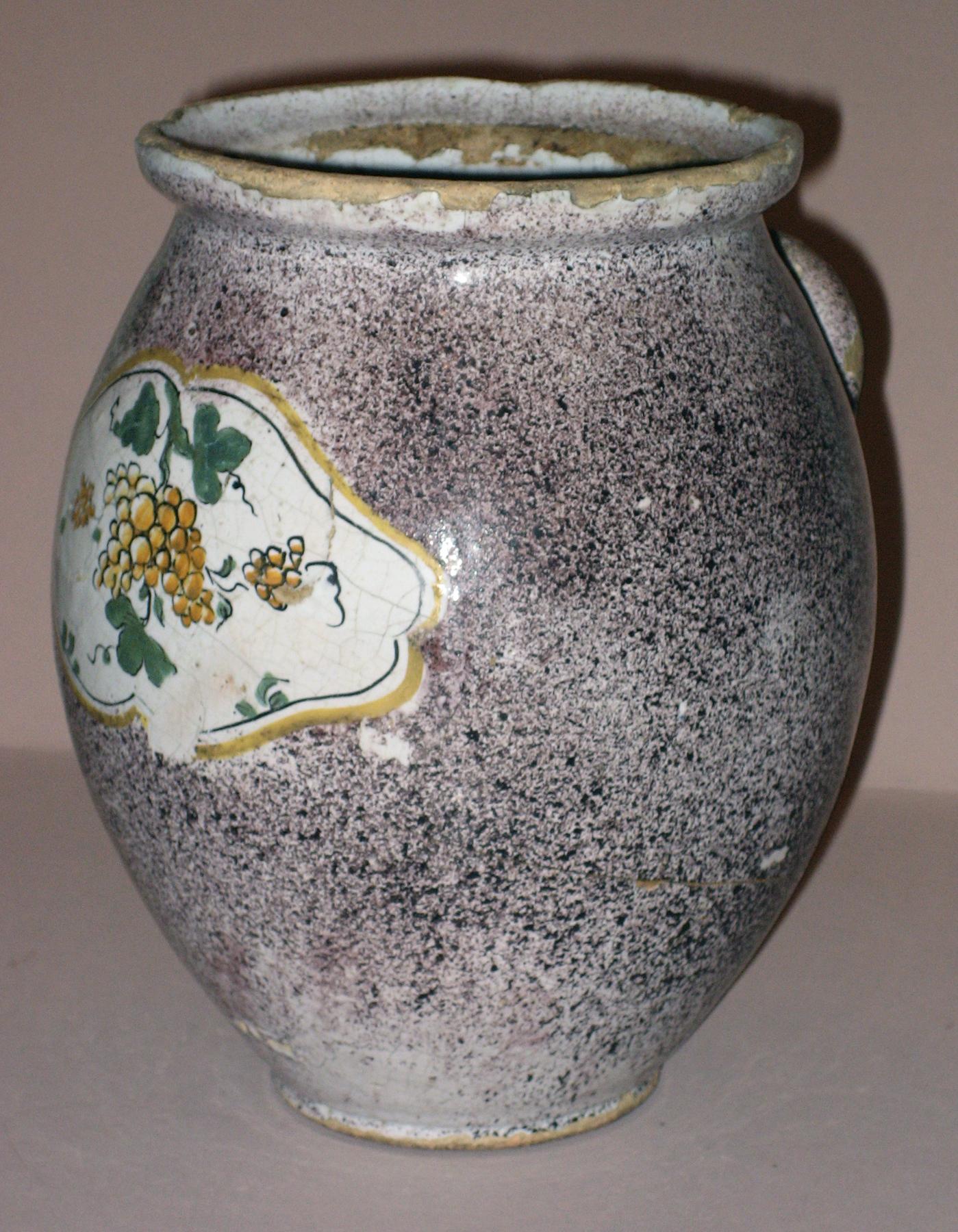 2003.0022.110 Delftware jar