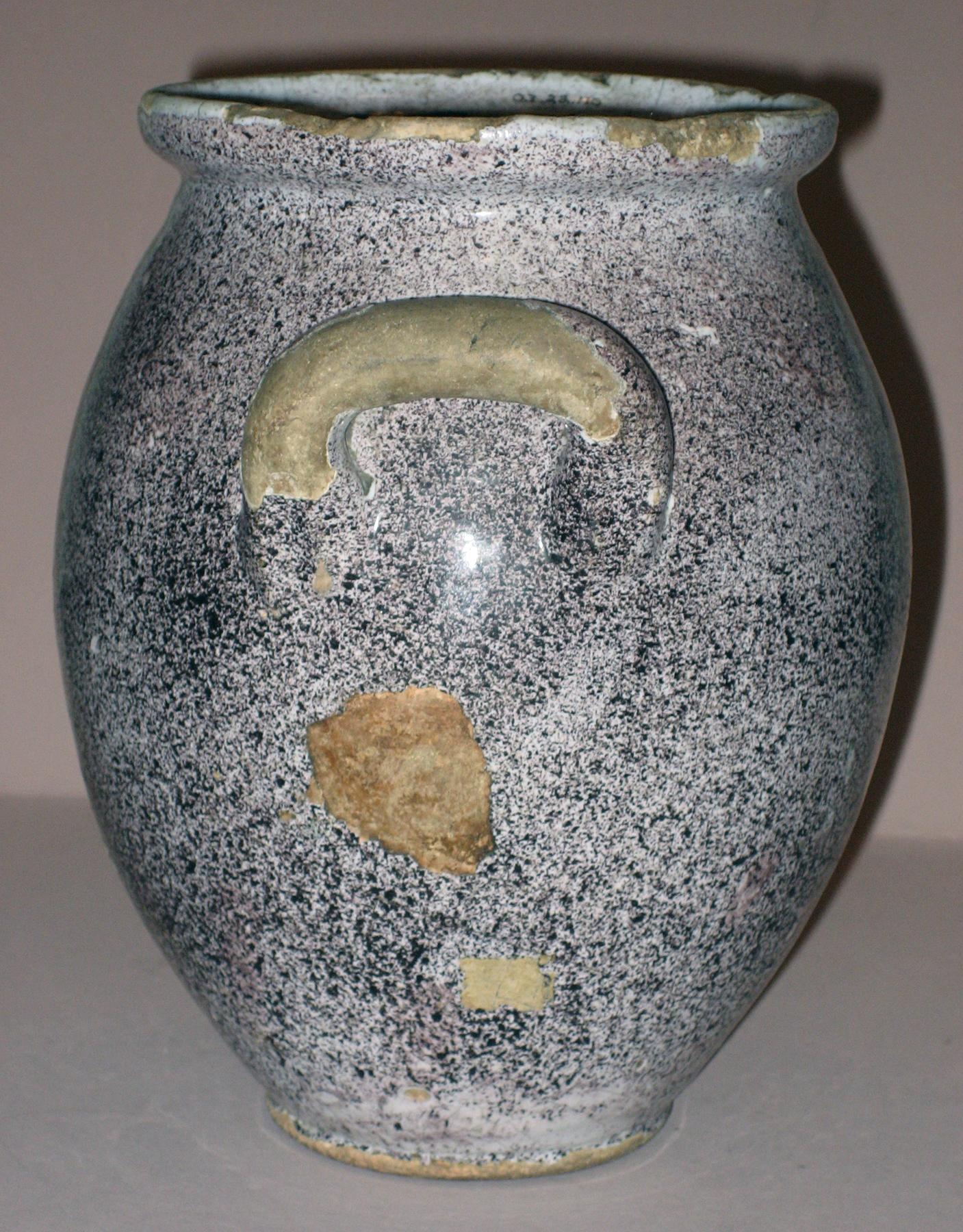 2003.0022.110 Delftware jar (side 2)