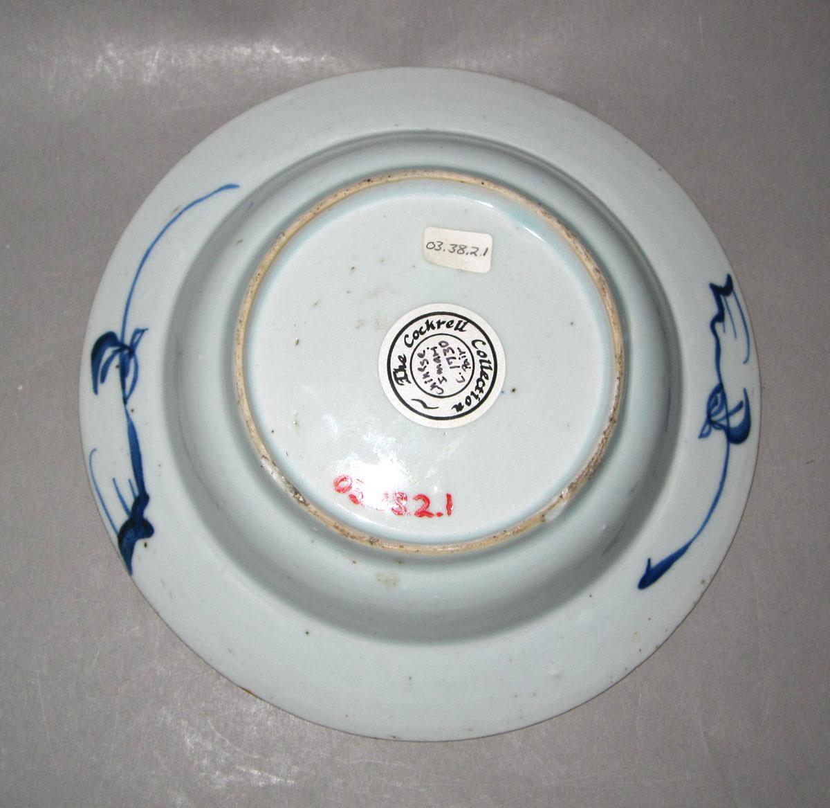 2003.0038.002.001 Porcelain bowl underside