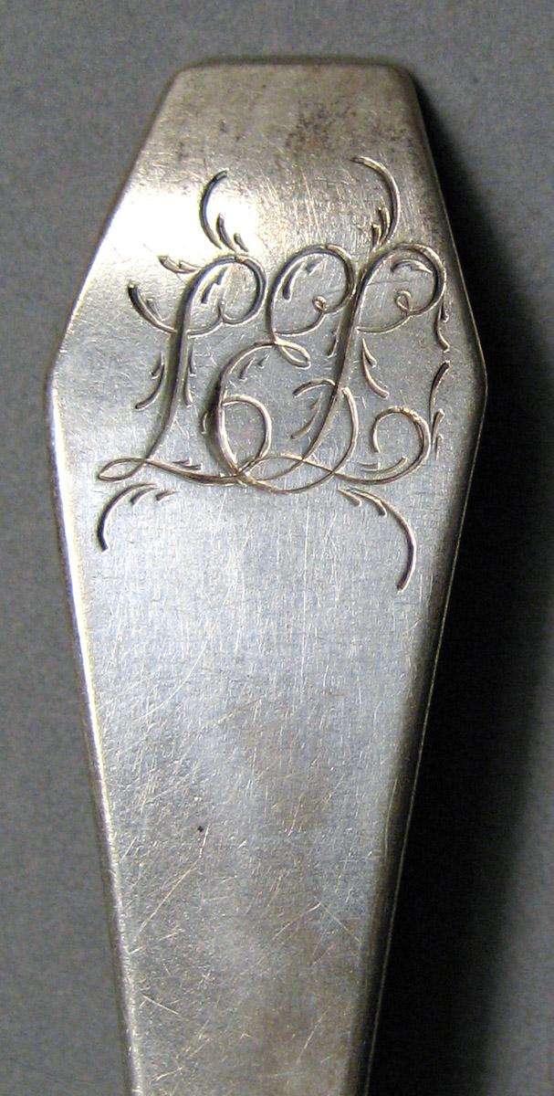 2003.0041.040.004 Silver Spoon engraving