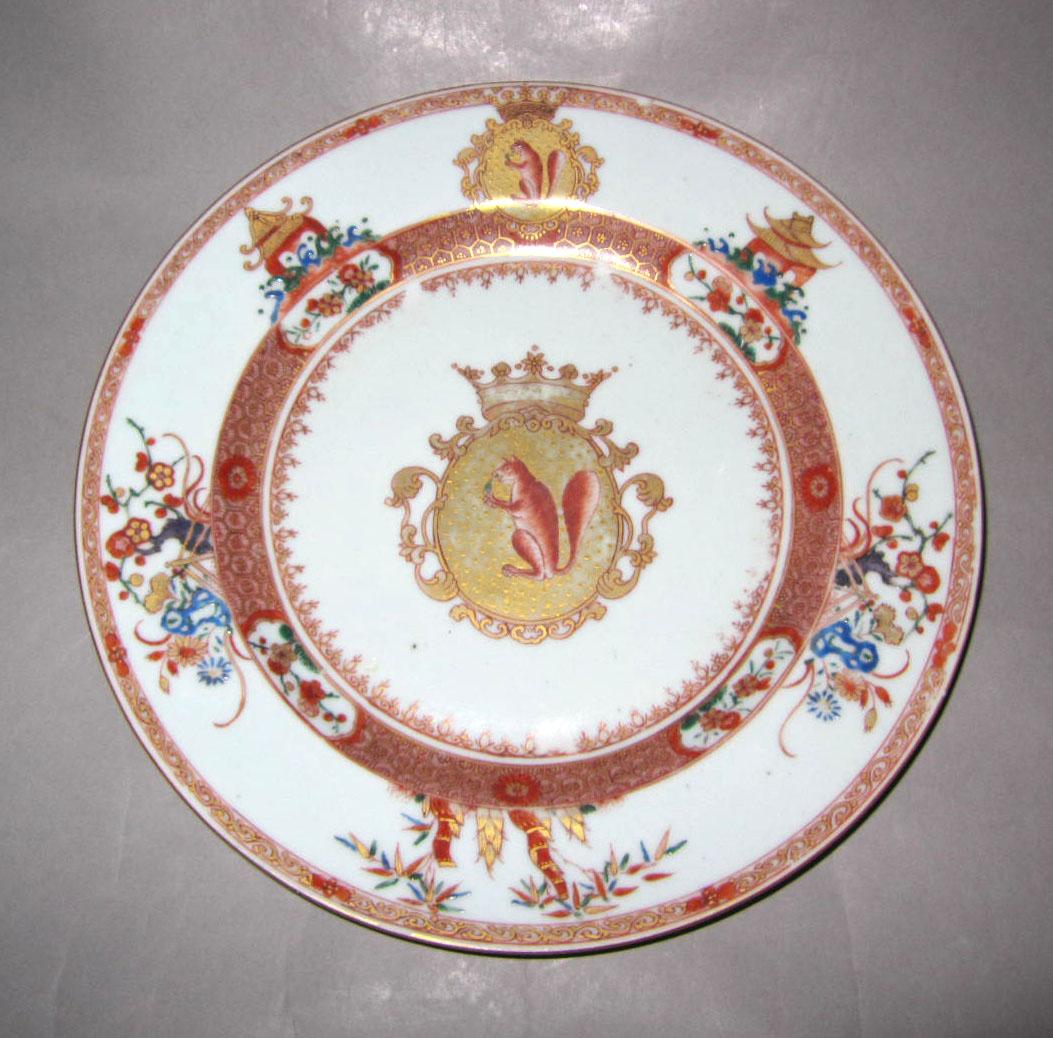 2003.0047.003 Porcelain plate