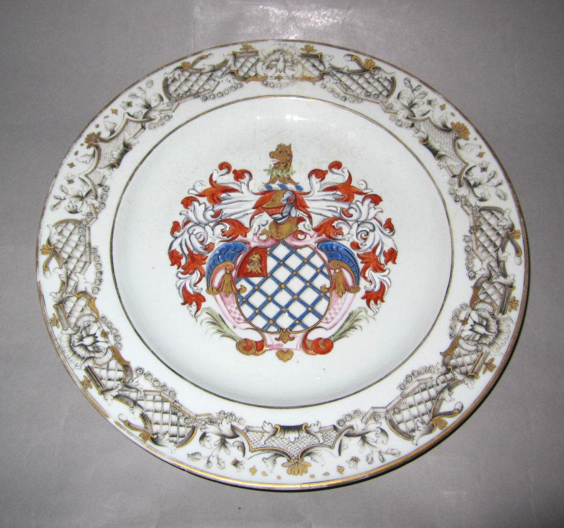2003.0047.008 Porcelain plate