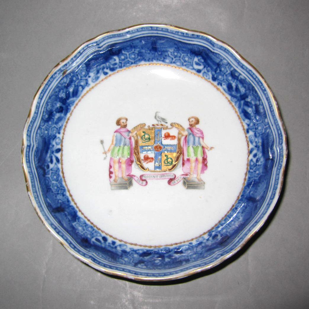 2003.0047.022 B Porcelain saucer