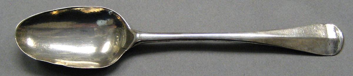 2004.0001 Silver Spoon upper surface