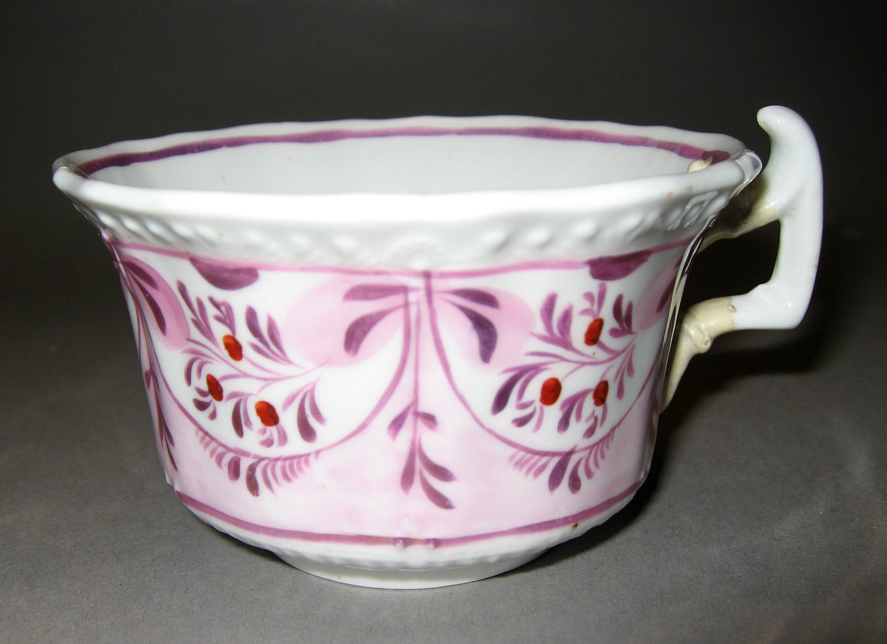 2004.0018.001.007 Teacup