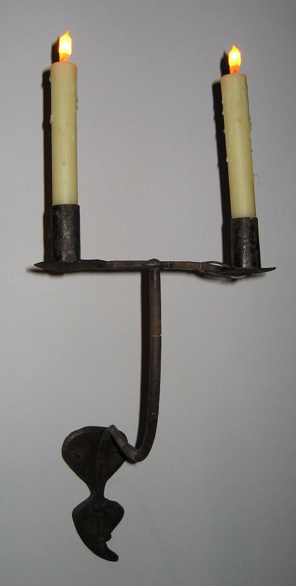 1958.1037 Sconce