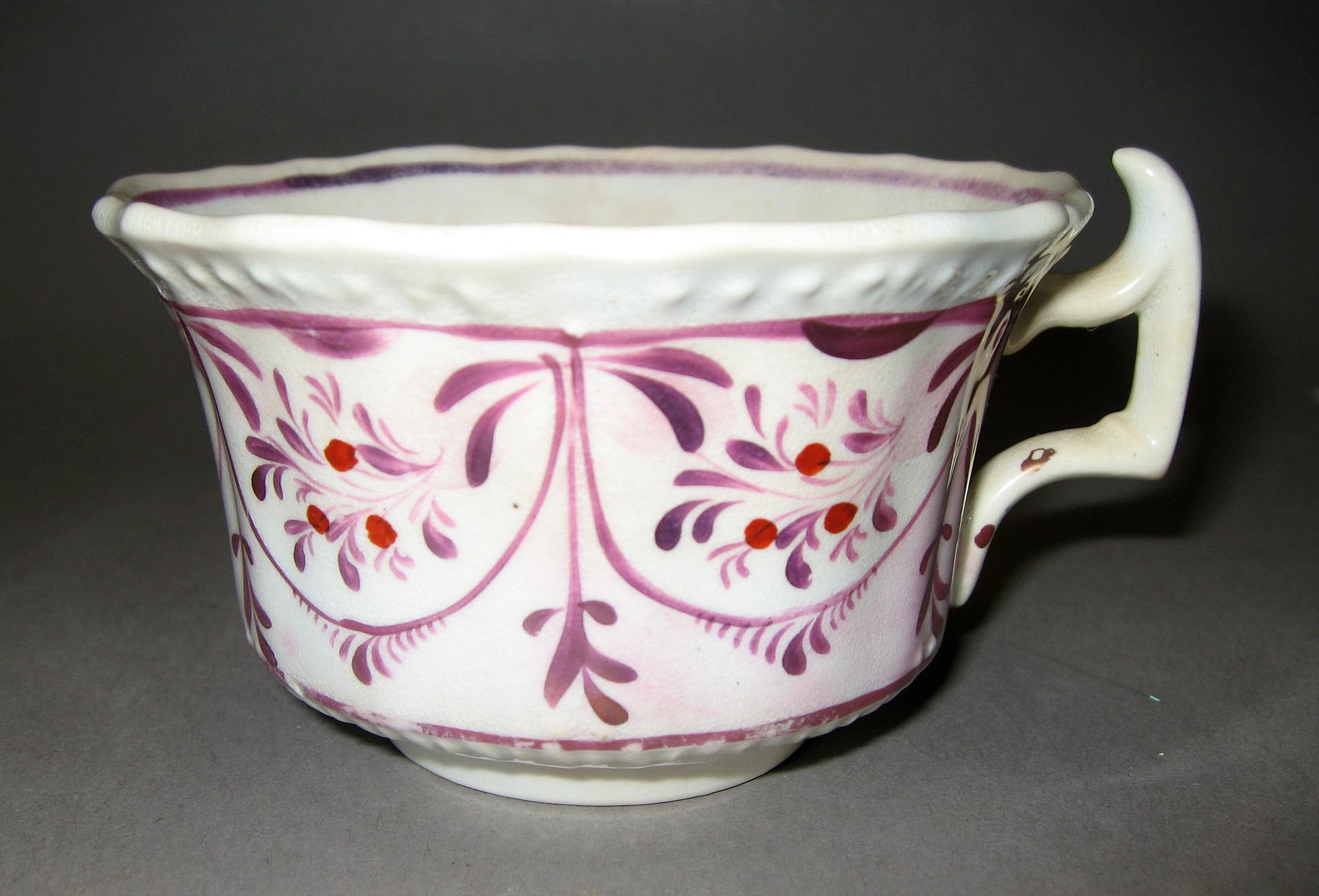 2004.0018.001.016 A Teacup