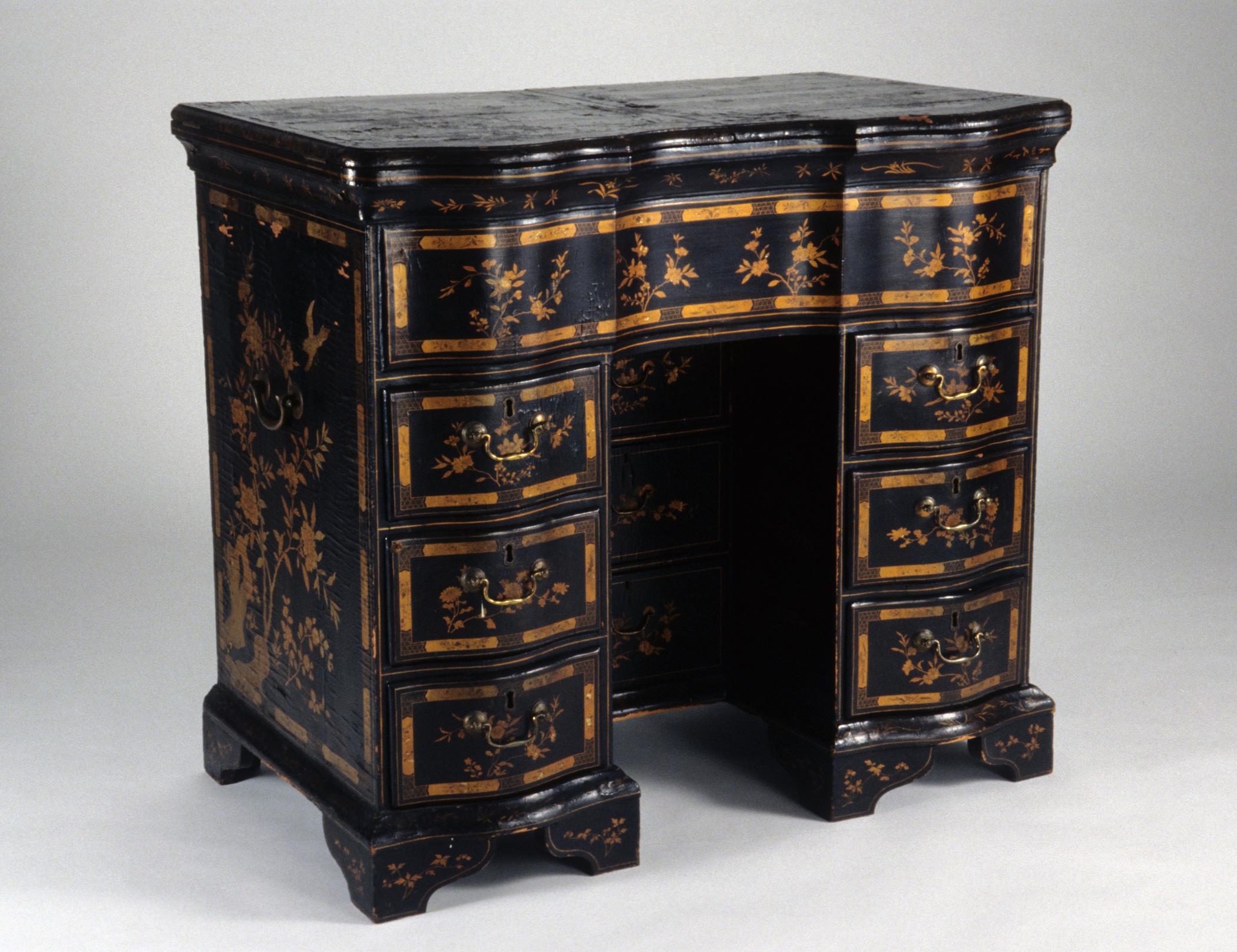 2004.0030.001 Table