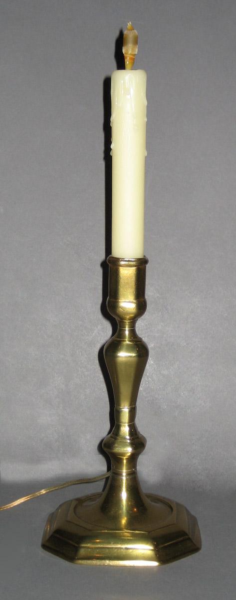 1958.1043 Candlestick