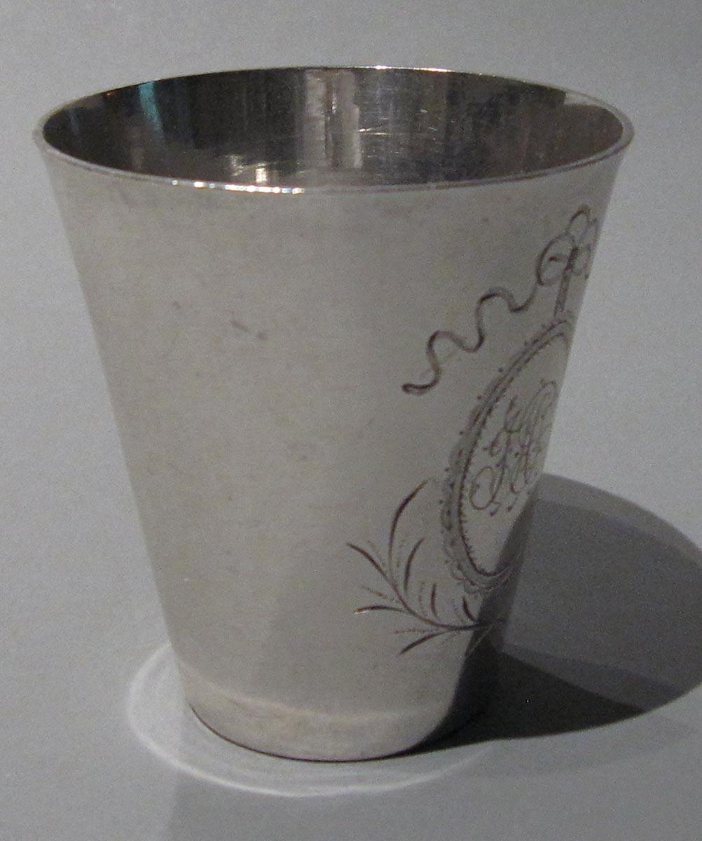 2004.0037 beaker diag right