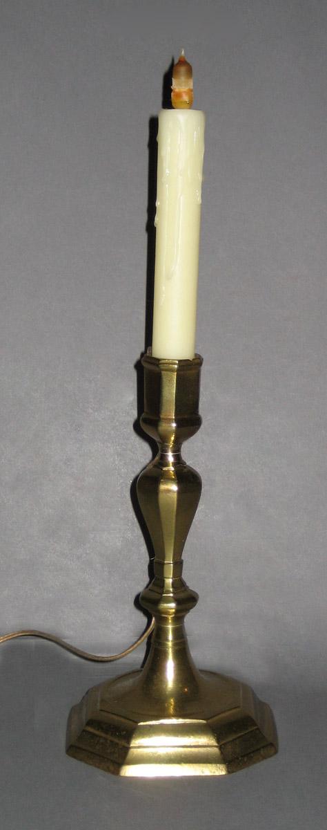 1958.1044 Candlestick