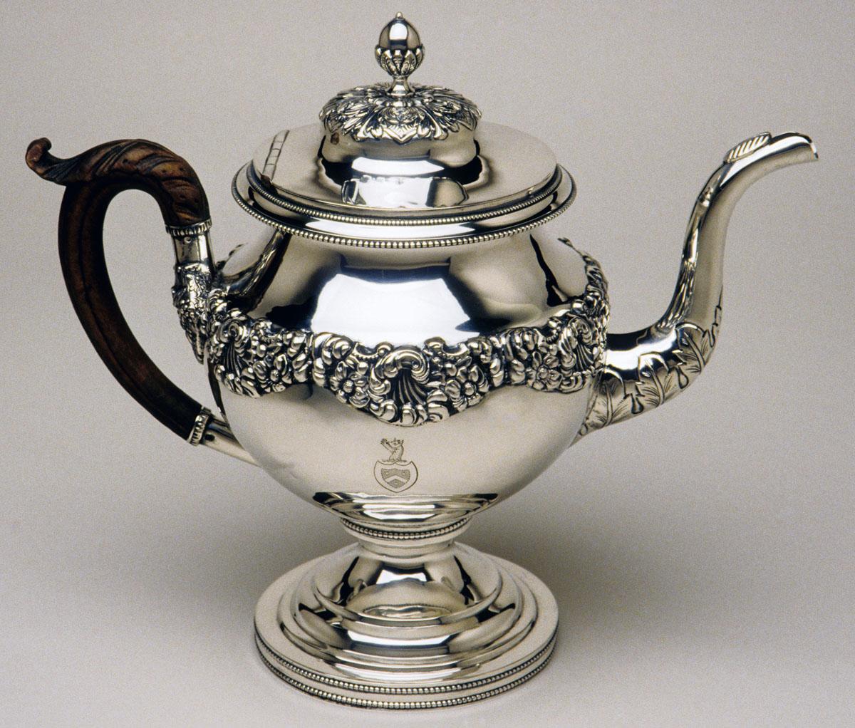 2004.0045.001 Coffee Pot, view 1