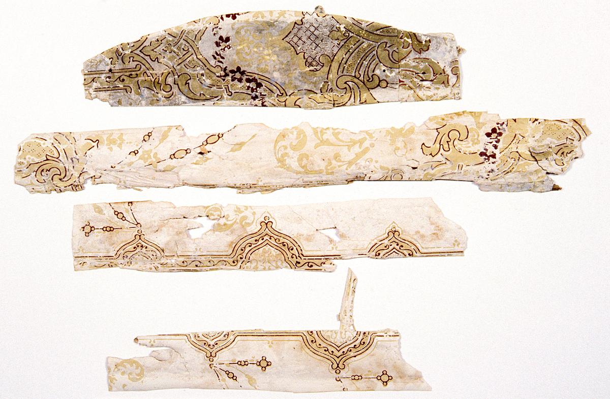 2004.0046.014 A-D Wall Covering, Wallpaper Fragments