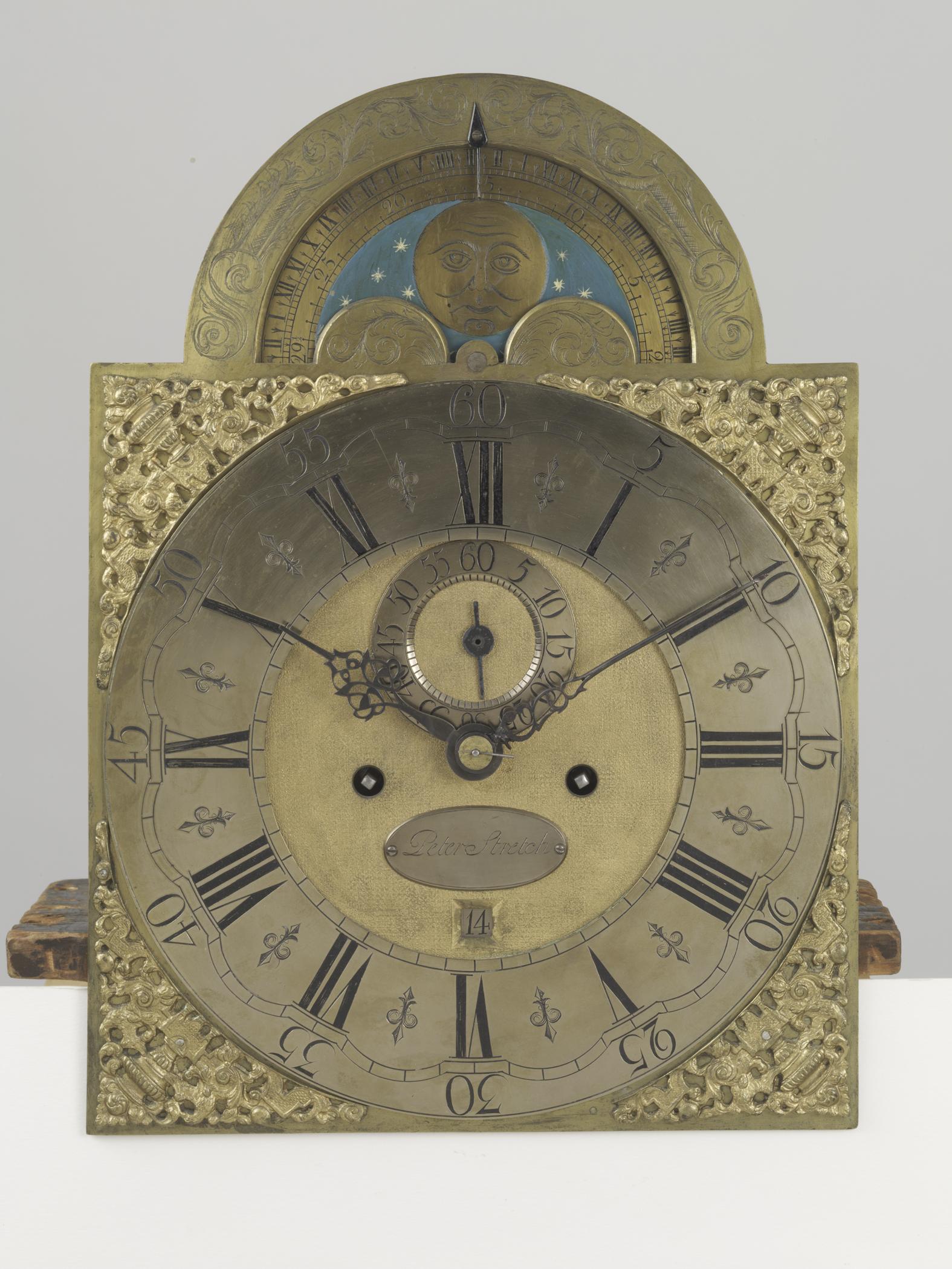 2004.0051 F Clock, view 1, clock works