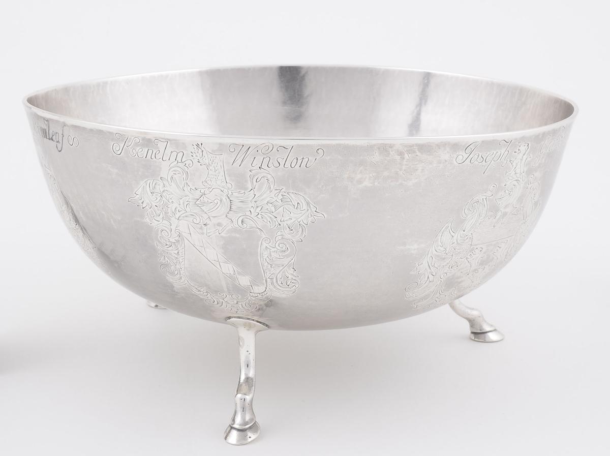 2004.0052 Silver Punch Bowl, View 2