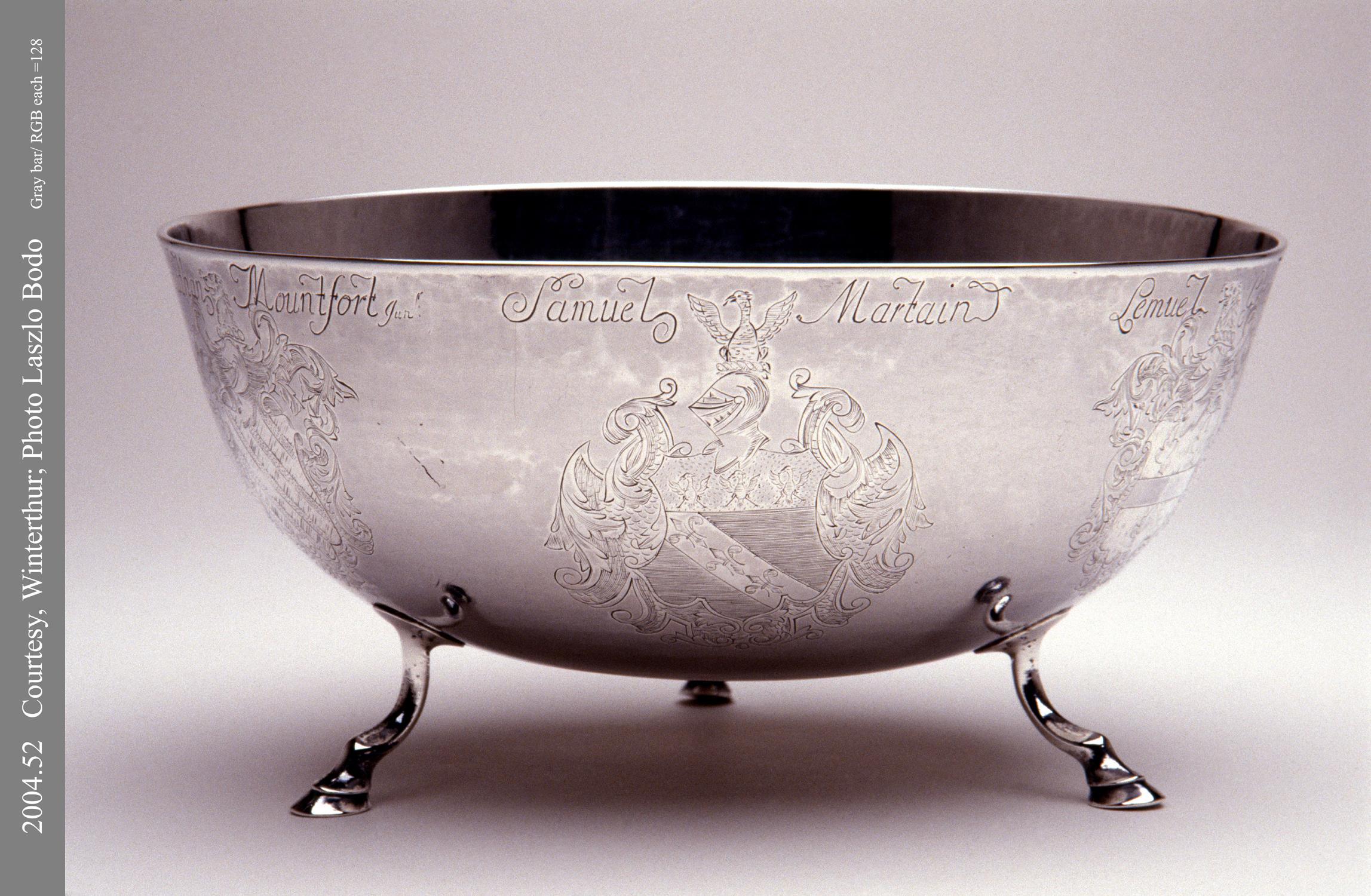 2004.0052 Punch bowl