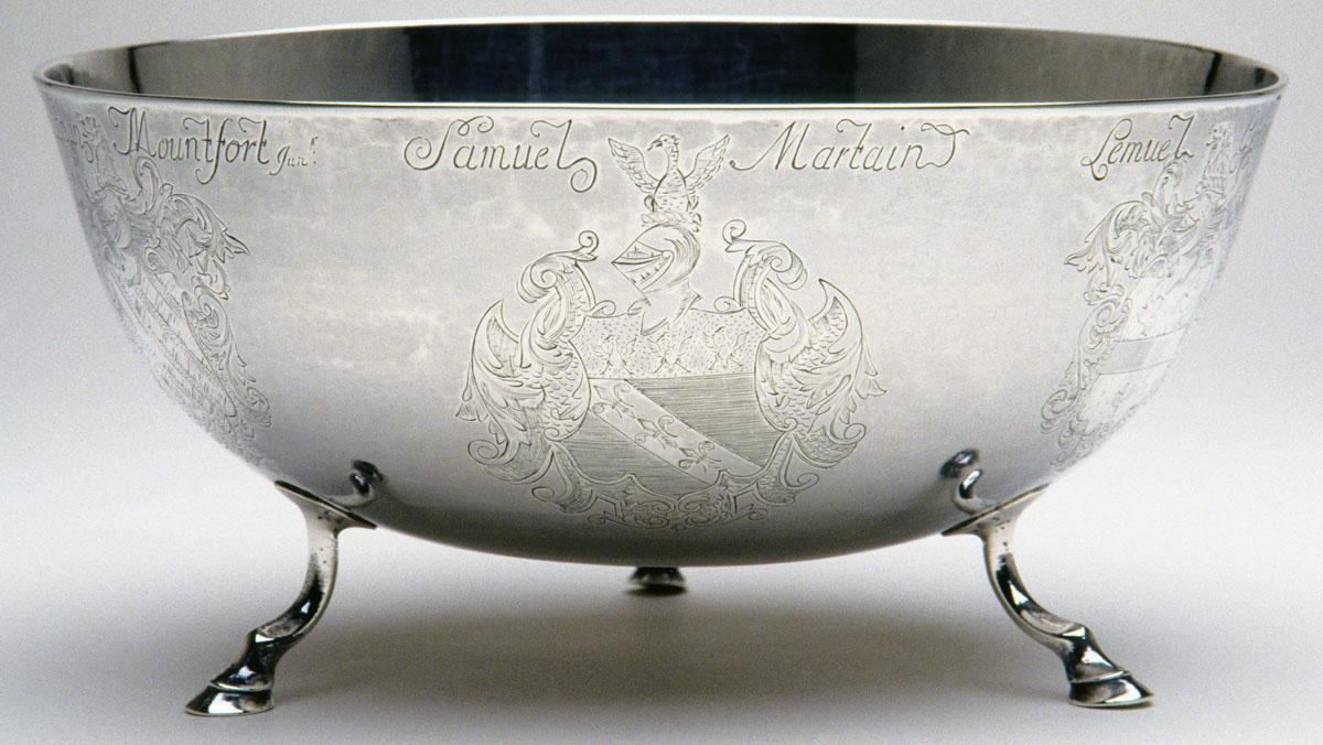 2004.0052 Bowl, Punch Bowl, view 1