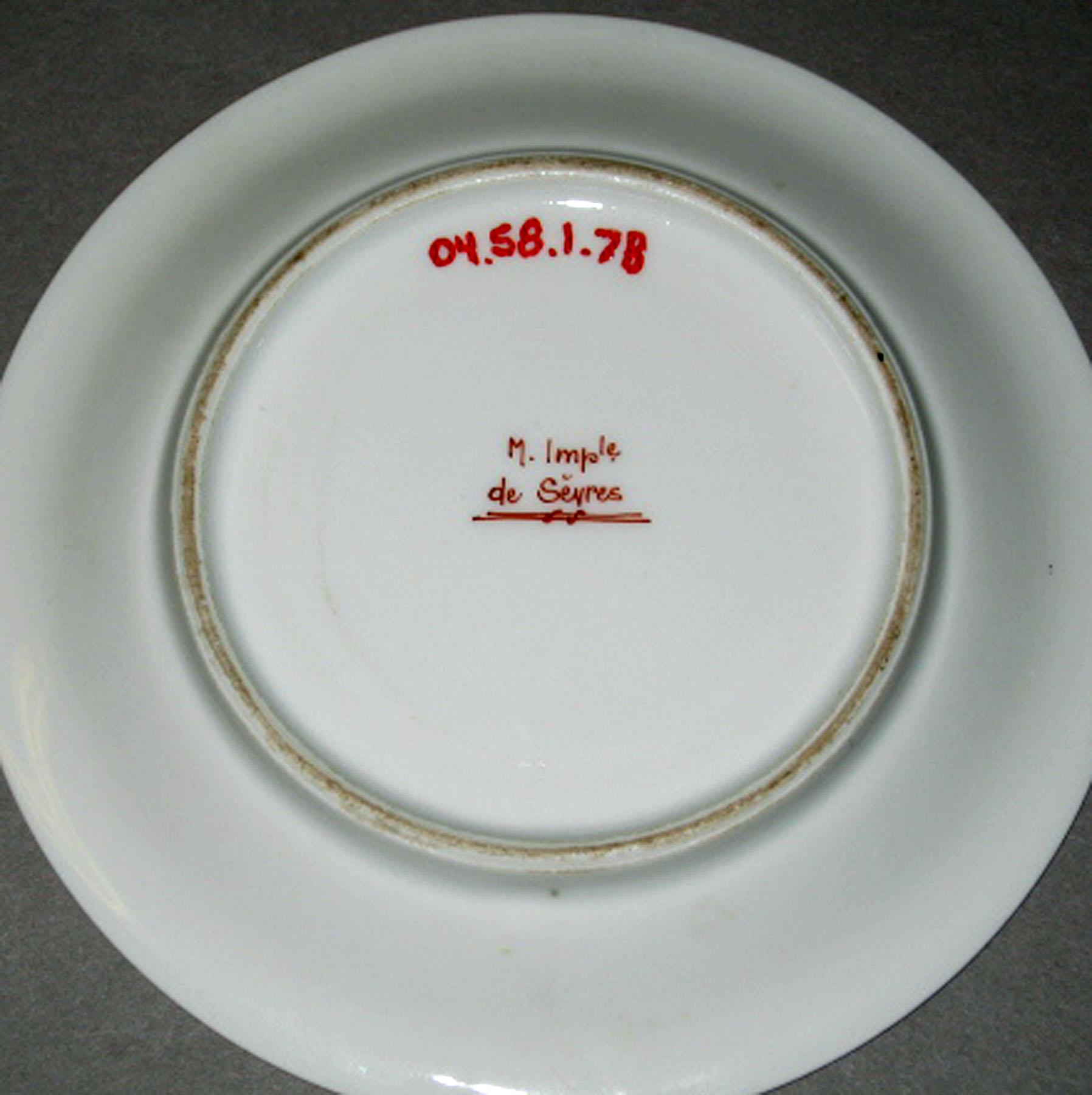 2004.0058.001.007 B Sèvres porcelain saucer (underside)