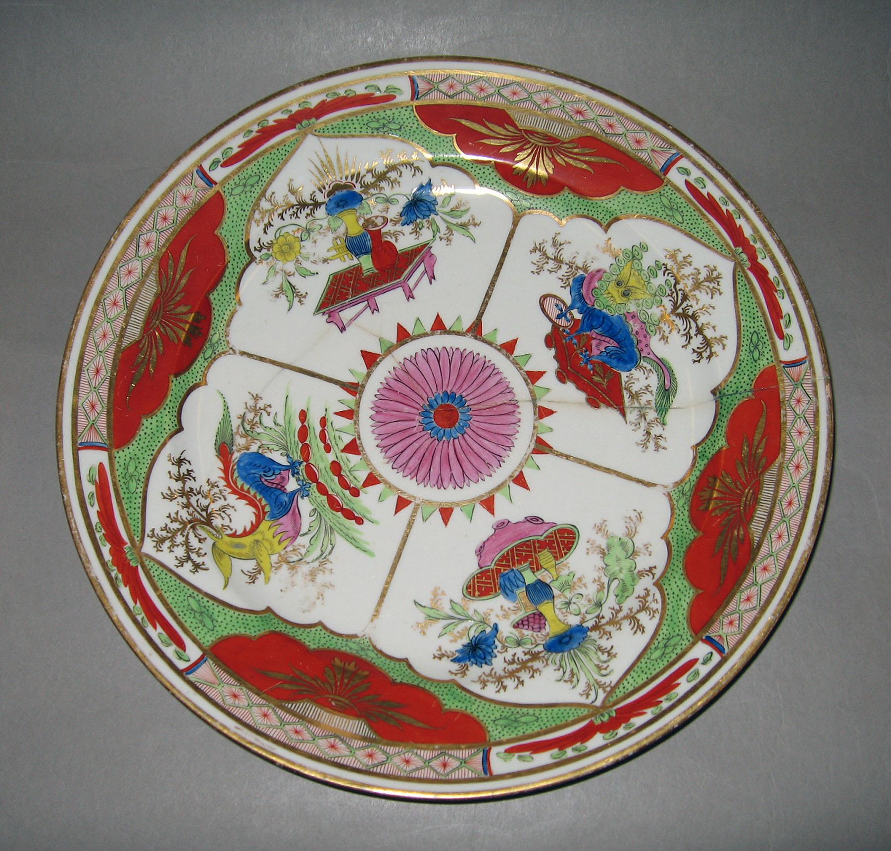 2004.0058.009 Bone-china Chamberlain- Worcester plate