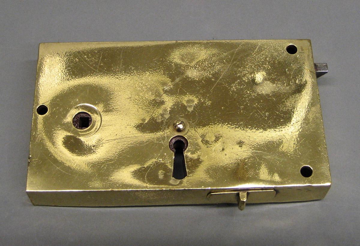 2004.0059.002 Lock
