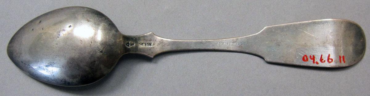2004.0066.011 teaspoon underside