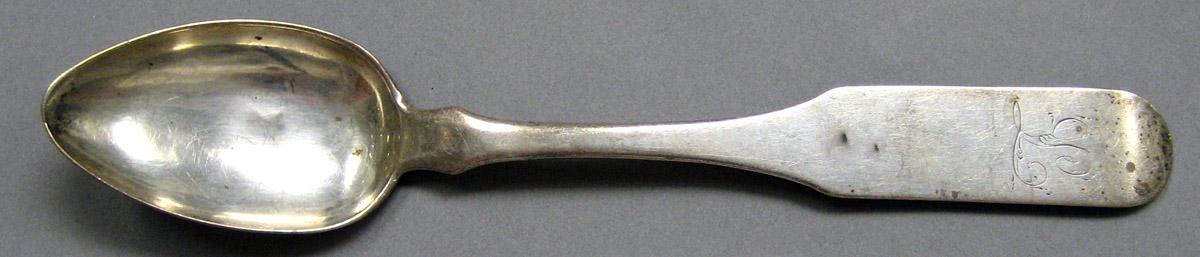 2004.0066.020 Silver Spoon upper surface