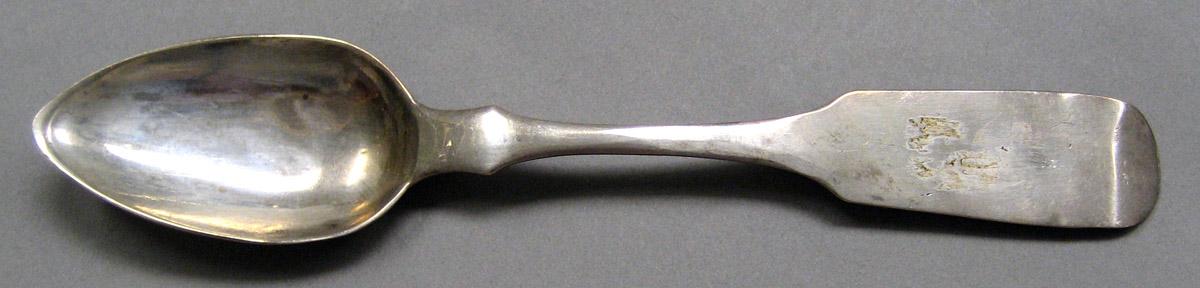 2004.0066.028 Silver Spoon upper surface