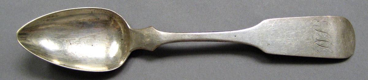 2004.0066.030 Silver Spoon upper surface
