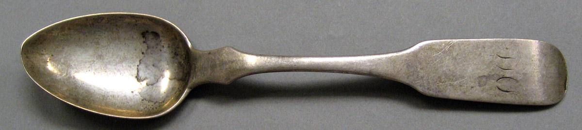 2004.0066.031 Silver Spoon upper surface