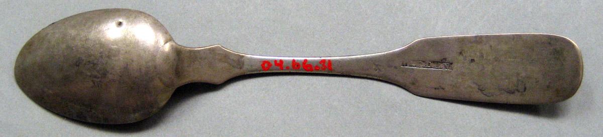 2004.0066.031 Silver Spoon underside