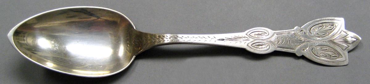 2004.0066.053 Silver Spoon upper surface