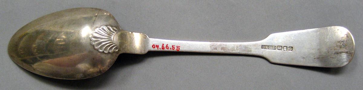 2004.0066.055 Silver Spoon underside