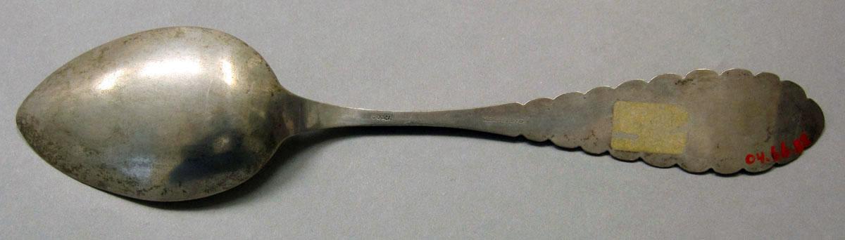 2004.0066.058 teaspoon underside
