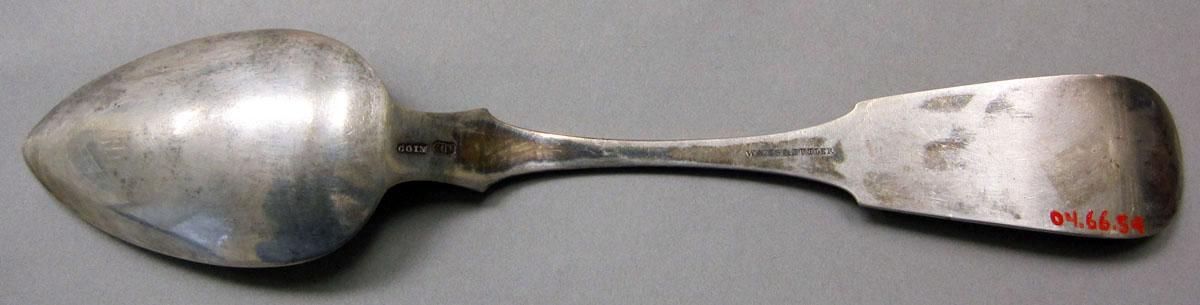 2004.0066.059 teaspoon underside