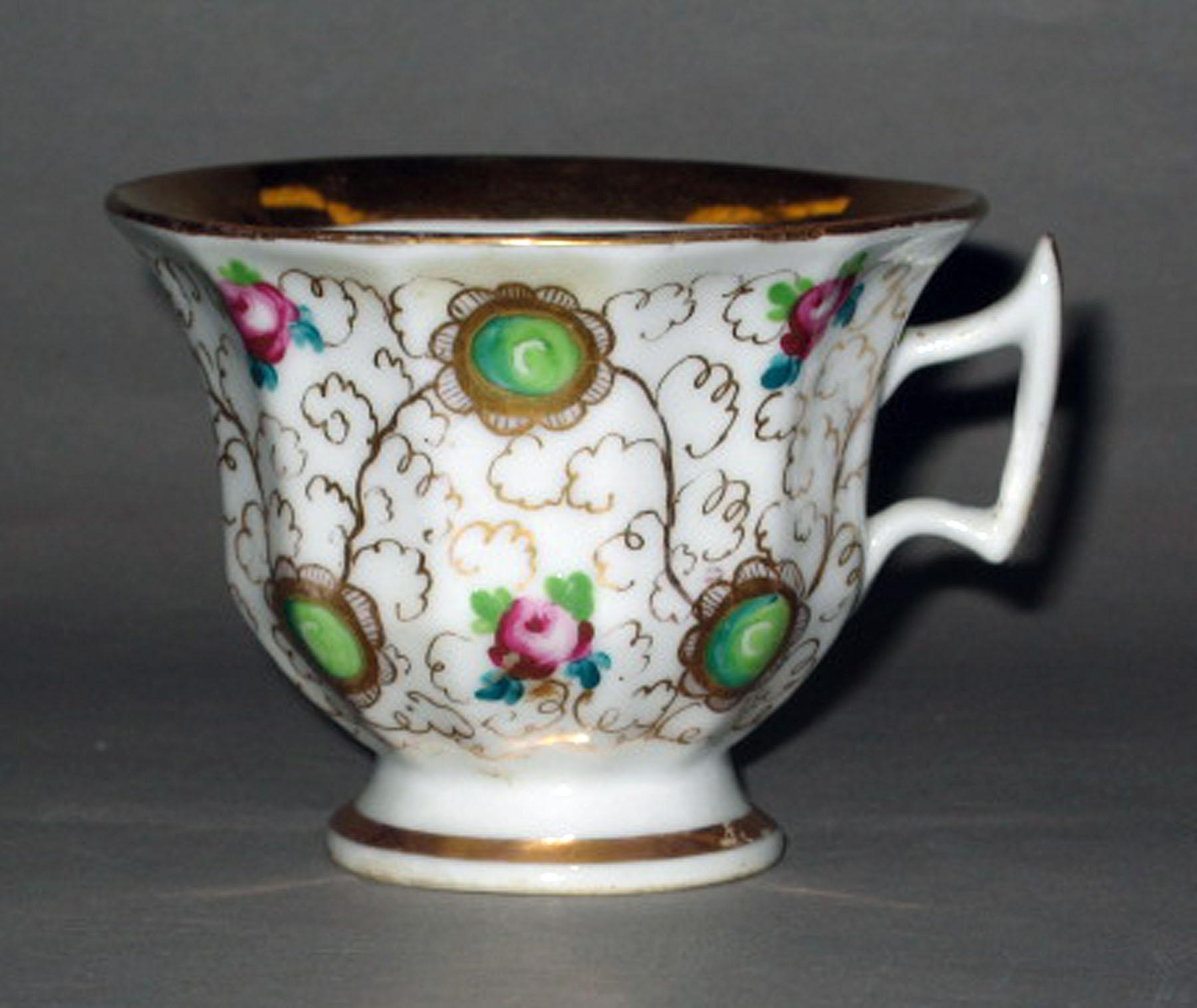2004.0073.001.012 A Aich porcelain coffee cup