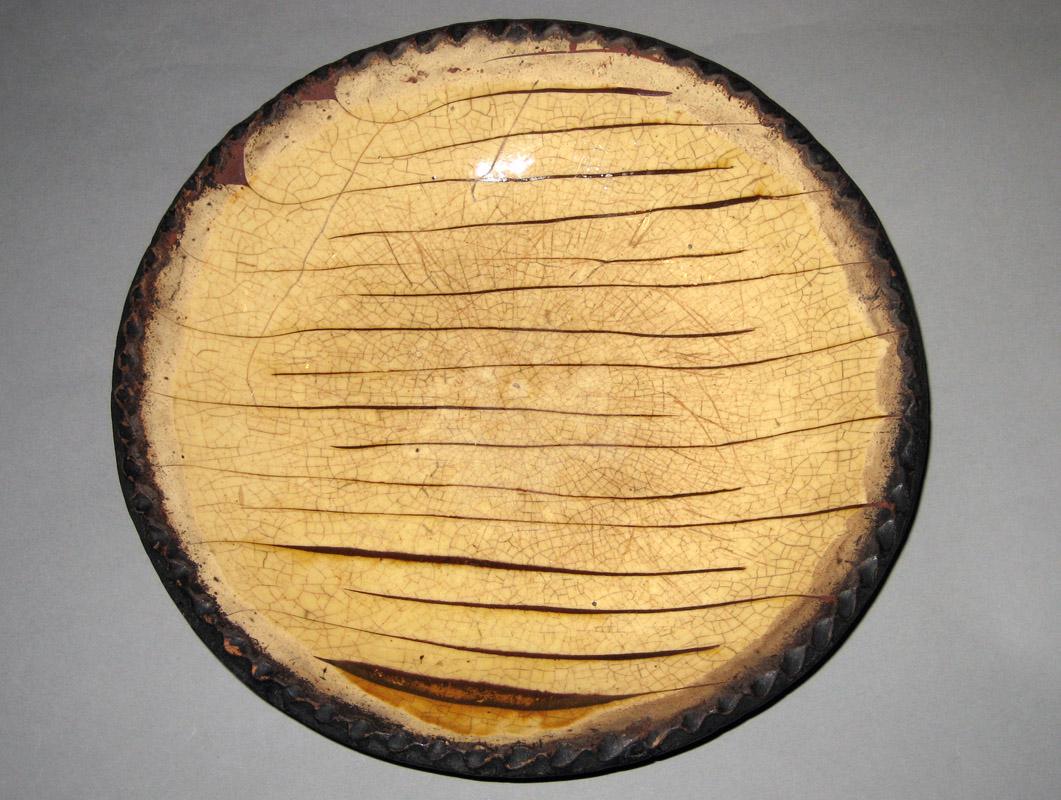 1958.1072 Dish