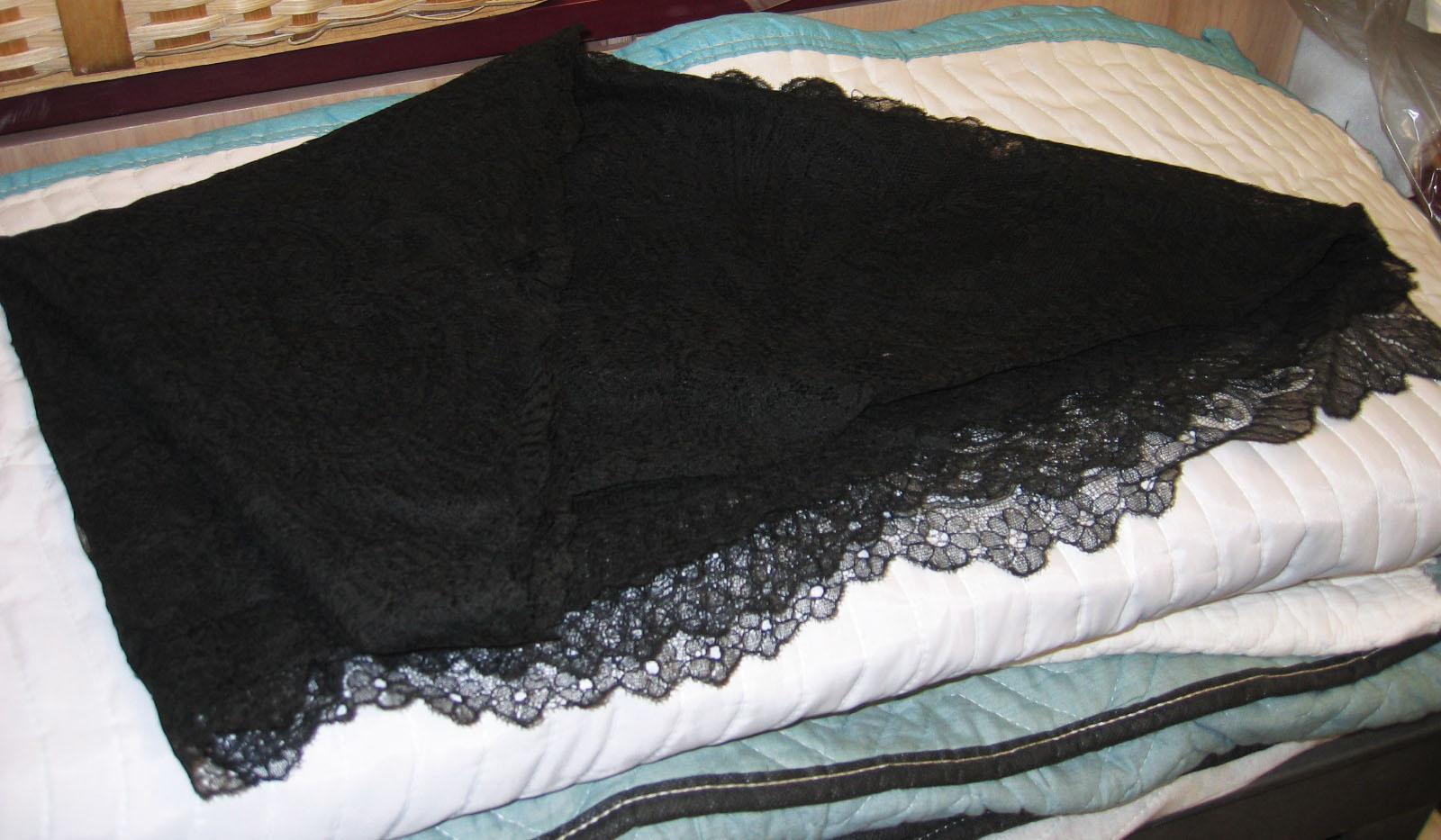 2005.0011.001 Shawl