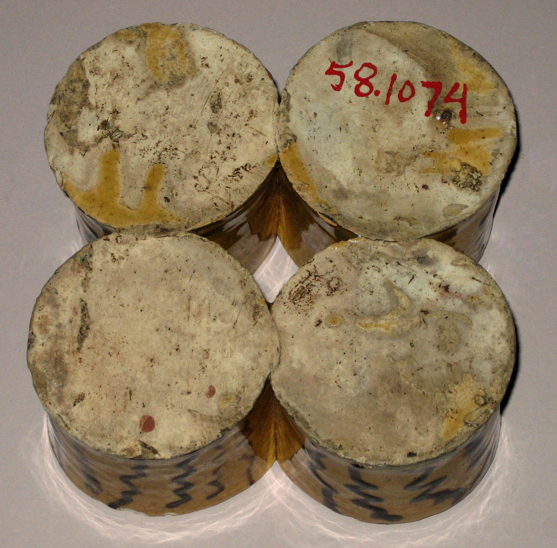 1958.1074 Slipware dish (bottom)
