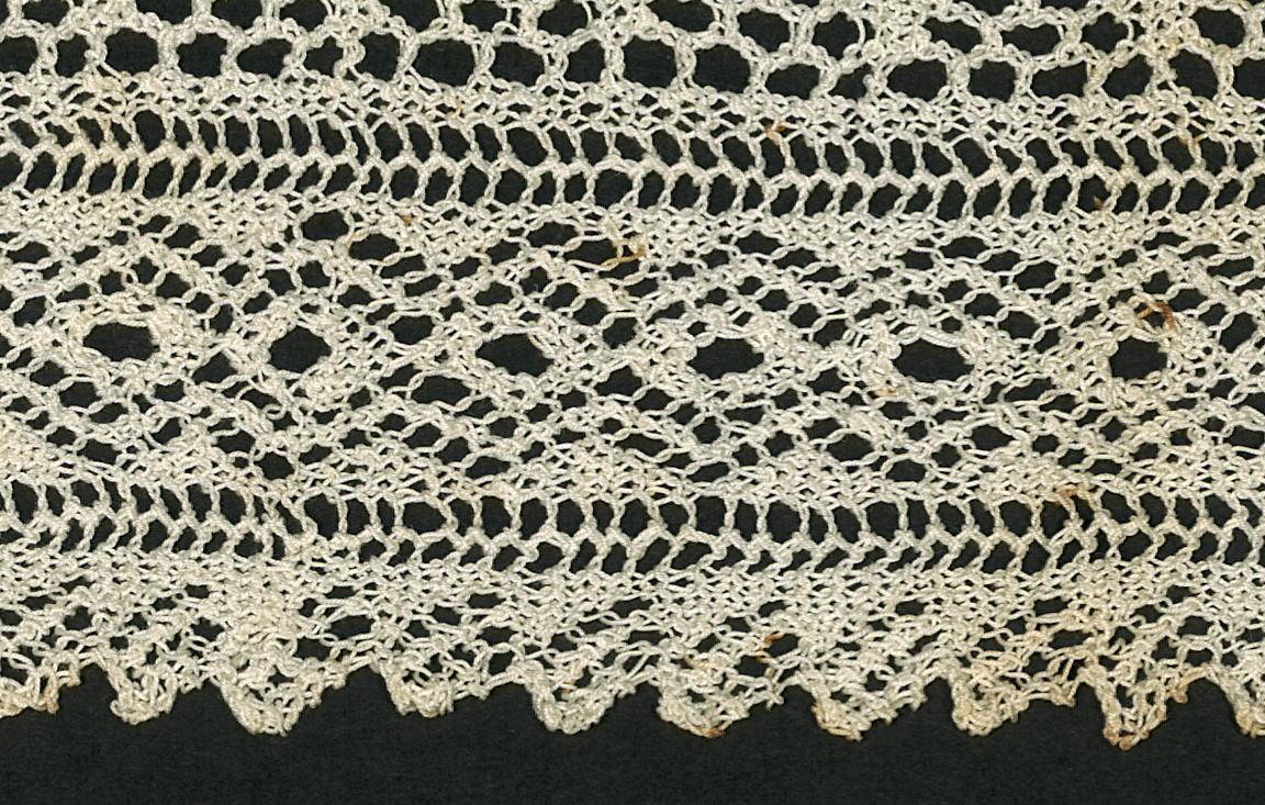 2005.0013.015 Lace, Verso Detail 5