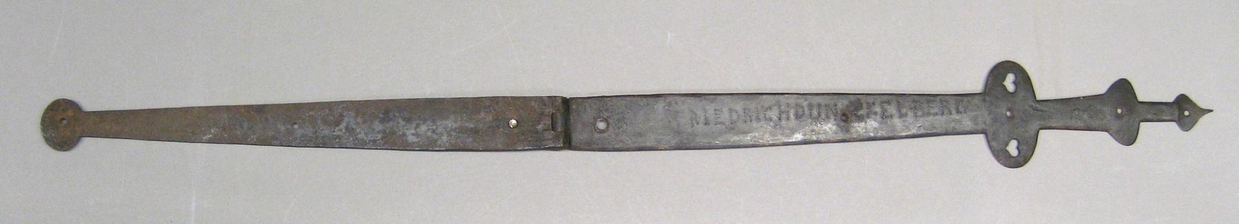 2005.0016.002 Hinge