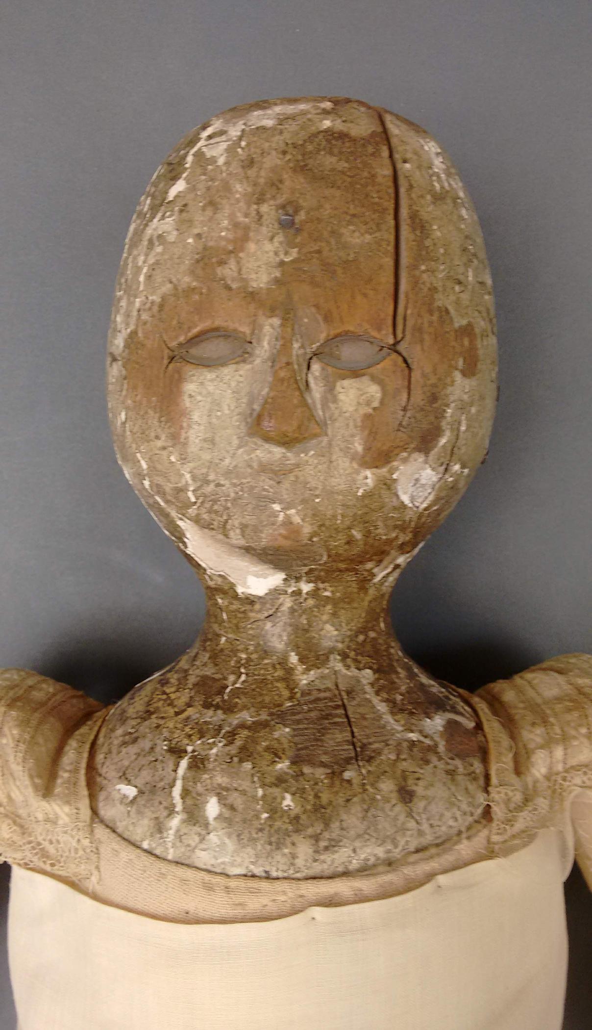 1958.1137 Doll, detail 1