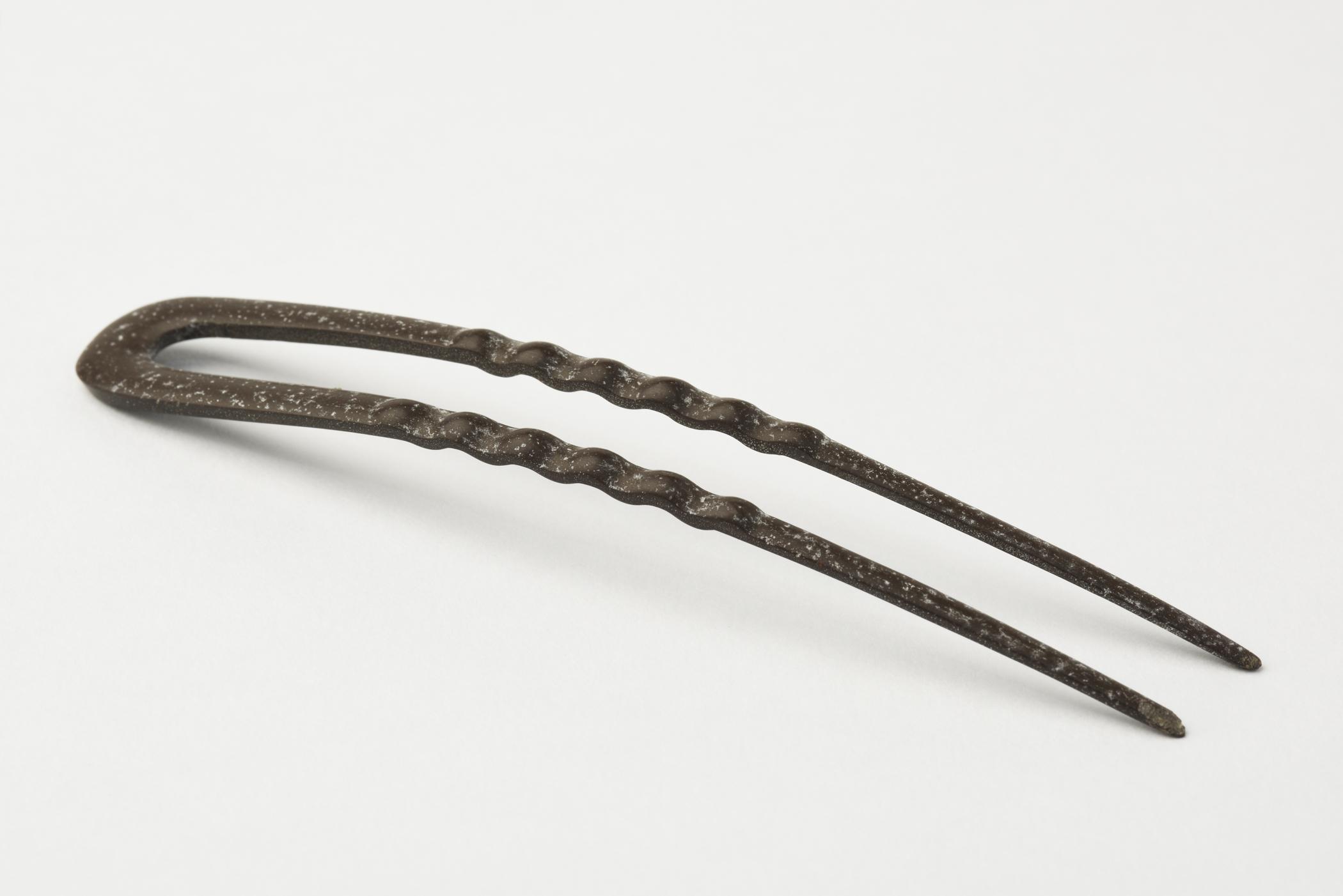 1958.1143 Comb, view 1