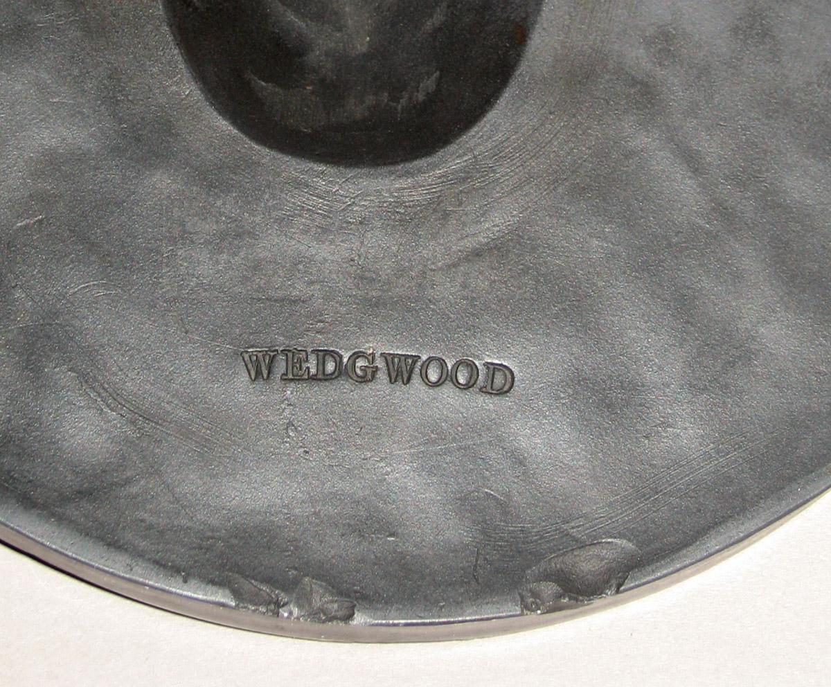 1958.1166 Basalt plaque (mark)