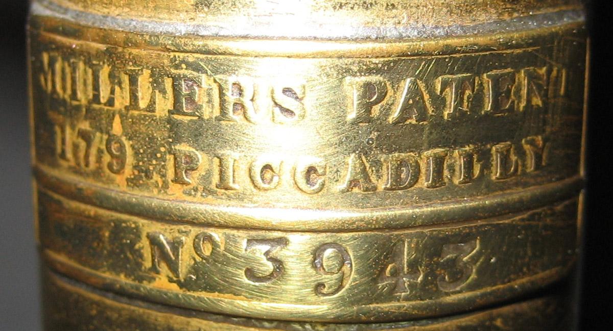 1958.1168 Lamp (mark)